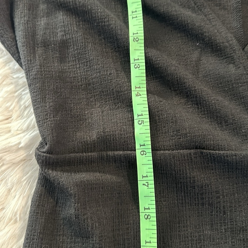 NWT wrap skirt v-neck dress - Picture 5 of 6